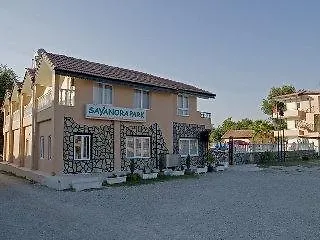Sayanora Otel