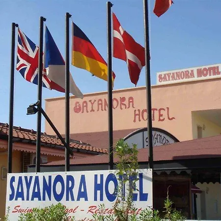 Otel Sayanora 4*